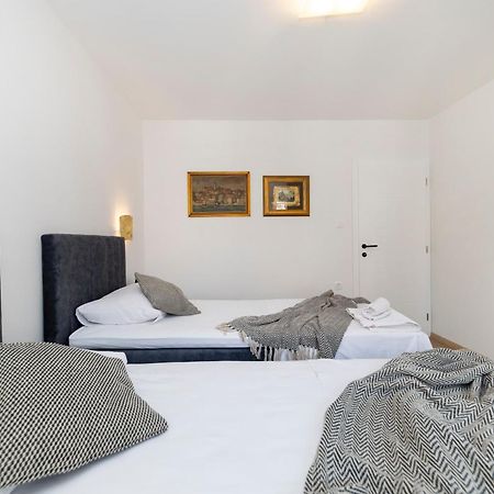 Dispetto Apartment In Old City Zadar Buitenkant foto